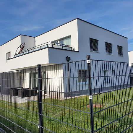 Leon Apartment Neu! Gemuetlichkeit An Erster Stelle Linz Exterior foto